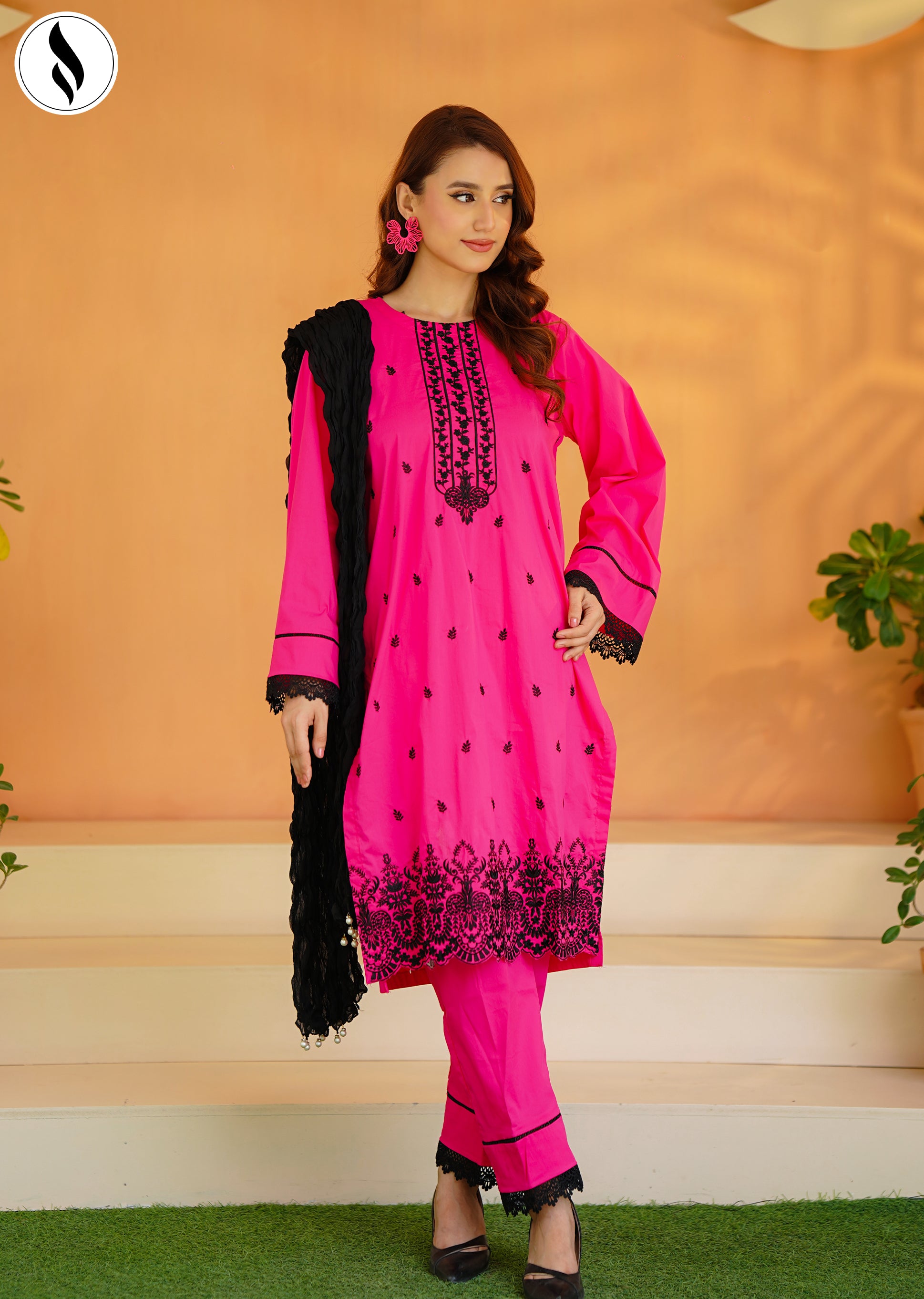 NZEC-1105 3-Piece Embroidered Shocking Pink Charm